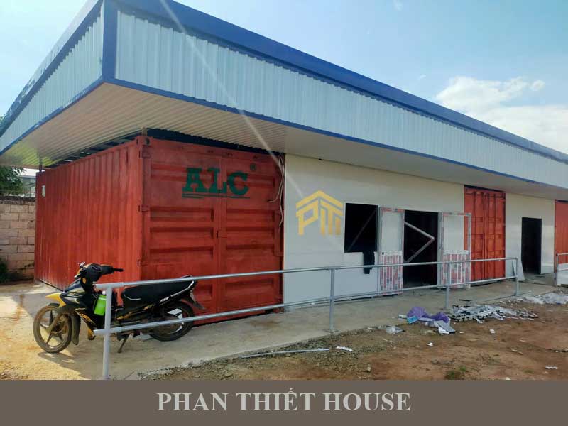 Thi công vách ngăn văn phòng tại kcn hàm kiêm 1